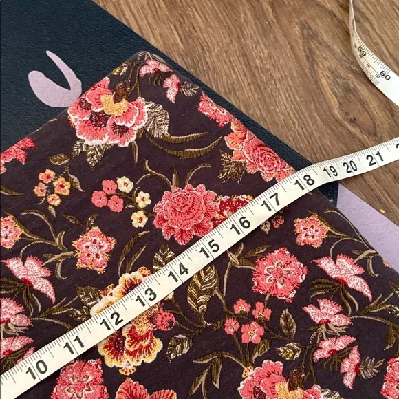 LOFT Floral Patterned Skirt with Red and Yellow Accents - Picture 4 of 6